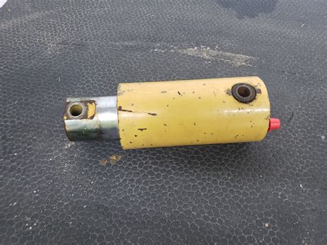 john deere 8875 skid steer tilt cylinder part number|AHC10034: Tilt Hydraulic Cylinder .